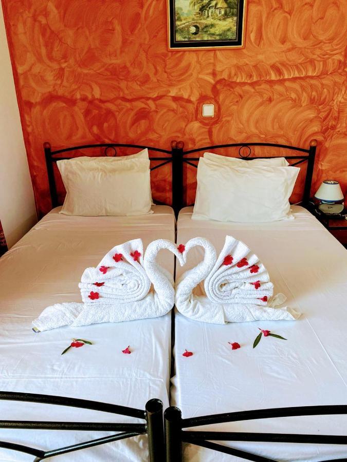 Saint Konstantin Beach Apartments Stegna Bagian luar foto