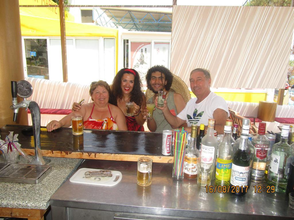 Saint Konstantin Beach Apartments Stegna Bagian luar foto