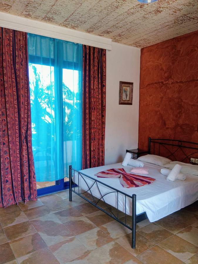 Saint Konstantin Beach Apartments Stegna Bagian luar foto