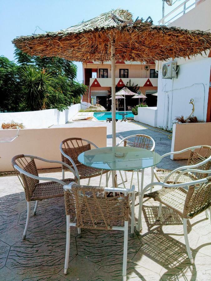 Saint Konstantin Beach Apartments Stegna Bagian luar foto