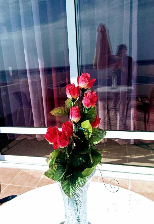 Saint Konstantin Beach Apartments Stegna Bagian luar foto
