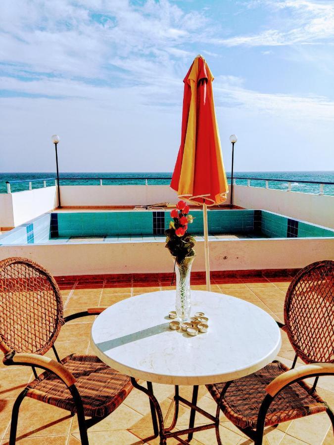 Saint Konstantin Beach Apartments Stegna Bagian luar foto